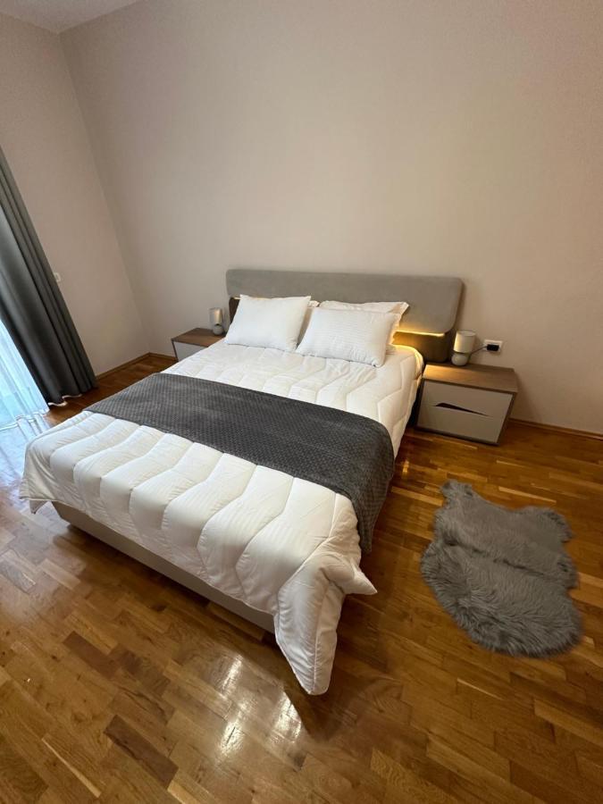 Villa Malo Guesthouse Korça Kültér fotó