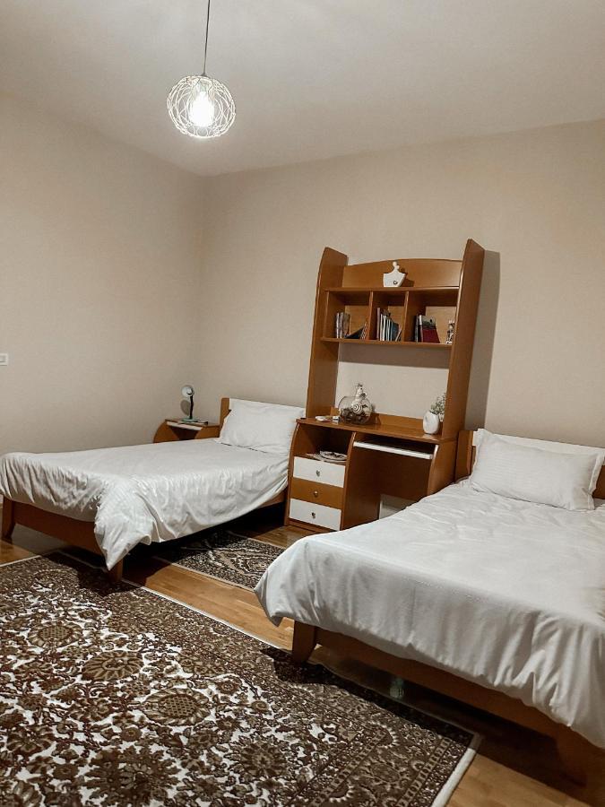 Villa Malo Guesthouse Korça Kültér fotó
